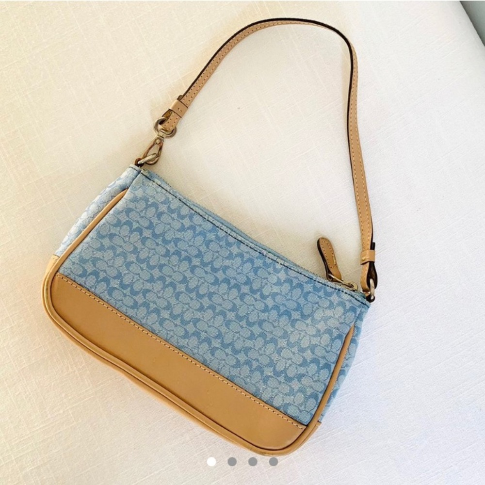 genuine vintage coach mini bag / wristlet